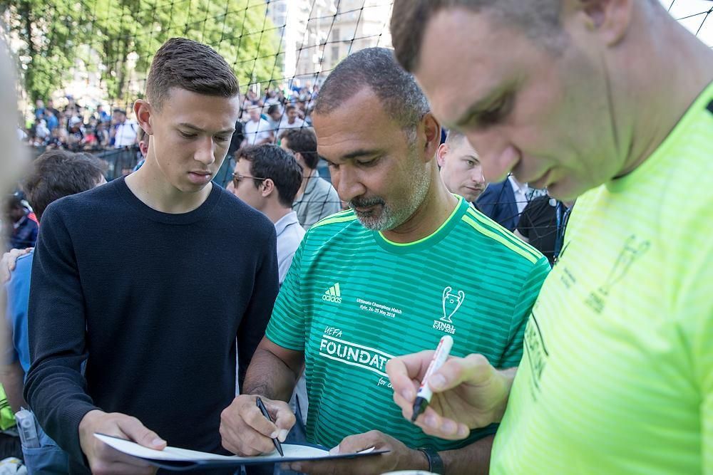 Кличко збирає підписи зірок світового футболу під листом з вимогою звільнити Сенцова