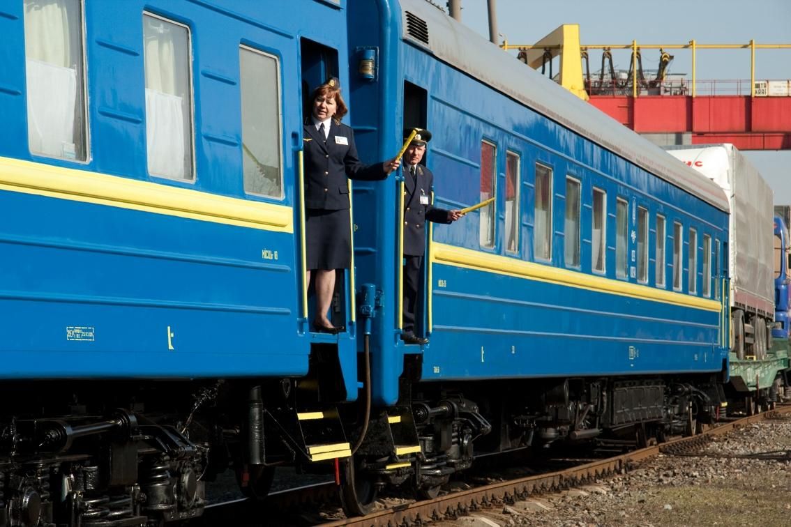 "Укрзалізниця" запускає поїзд, який з'єднає Кременчук з Прикарпаттям 