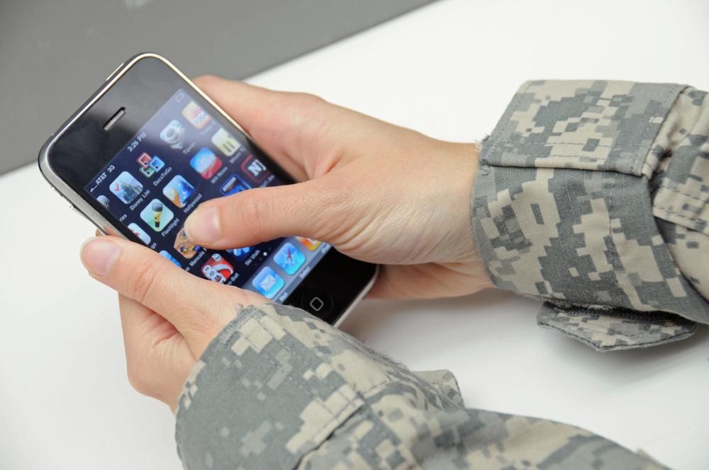 Техніка війни. Військові додатки для смартфона. Інноваційний безпілотний авіакомплекс для ЗСУ