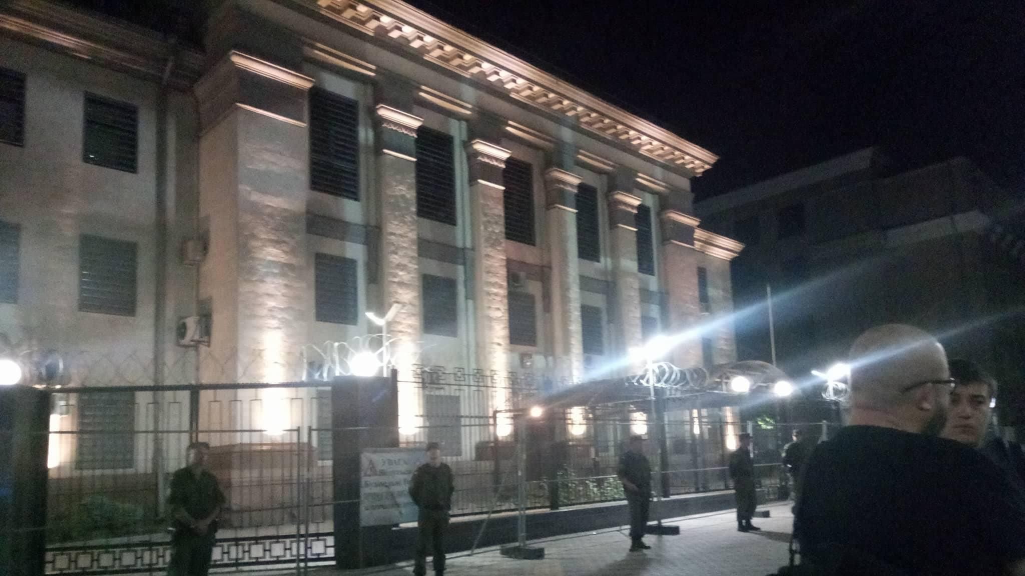 "У мене є мрія": у Києві активісти "спалили" посольство Росії під час акції Free Sentsov Or Die