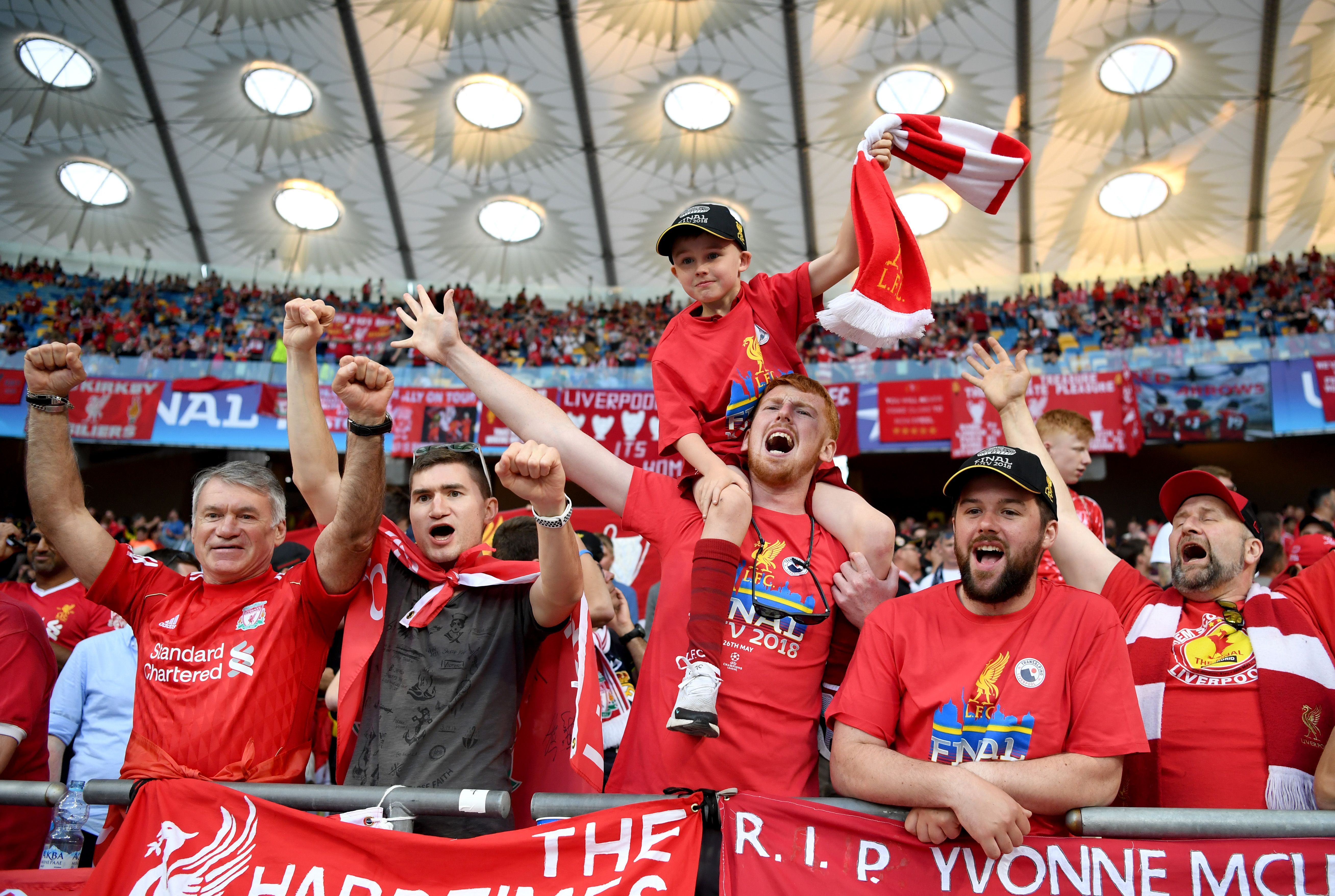 Фінал Ліги чемпіонів у Києві: прикордонники звітують про шалену кількість вболівальників Фінал Ліги чемпіонів у Києві: прикордонники звітують про шалену кількість вболівальників