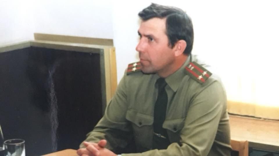 Син пенсіонера, якого іноземці побили на ринку у Києві, сповістив про його стан Син пенсіонера, якого іноземці побили на ринку у Києві, сповістив про його стан