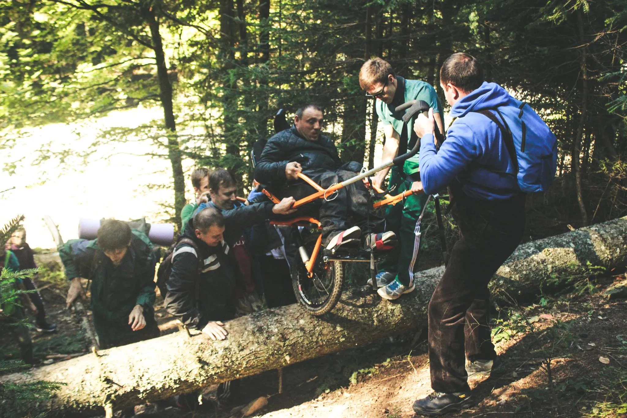 Подорож у гори Юрія Михальчука з командою On 3 Wheels Подорож у гори Юрія Михальчука з командою On 3 Wheels