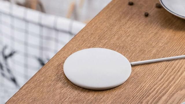 Бездротова зарядка від Meizu надійшла у продаж: ціна новинки Бездротова зарядка від Meizu надійшла у продаж: ціна новинки