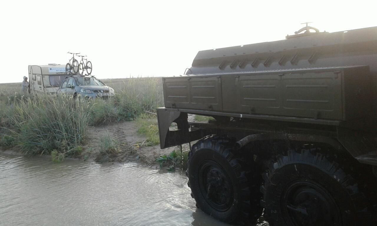 В Украине стихия обрушилась на популярную курортную местность В Украине стихия обрушилась на популярную курортную местность