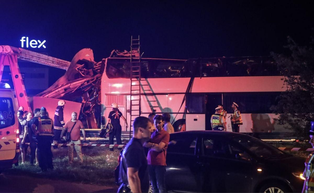 ДТП із українським автобусом в Будапешті: ситуацію контролює прем'єр ДТП із українським автобусом в Будапешті: ситуацію контролює прем'єр