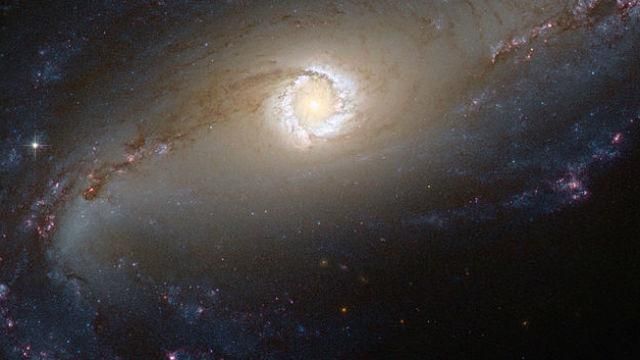 Як виглядає "серце" галактики: астрономи зробили дивовижний знімок