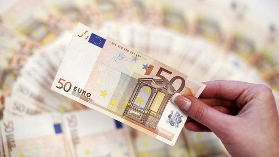 Готівковий курс валют на 30-05-2018: курс долару та євро