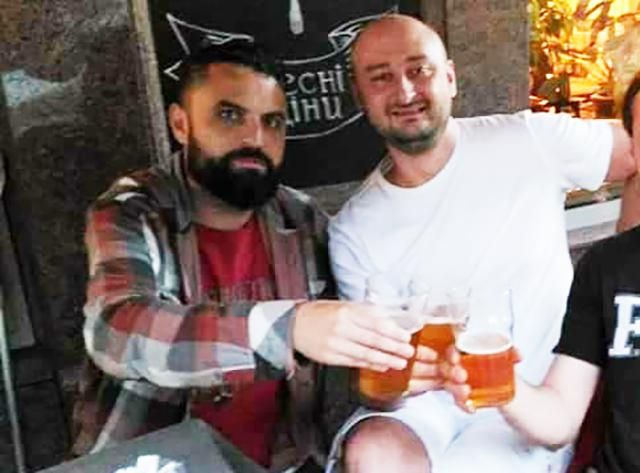 Товарищ Бабченко о его "смерти": "Я из-за этой сволочи поседел во второй раз" Товарищ Бабченко о его "смерти": "Я из-за этой сволочи поседел во второй раз"