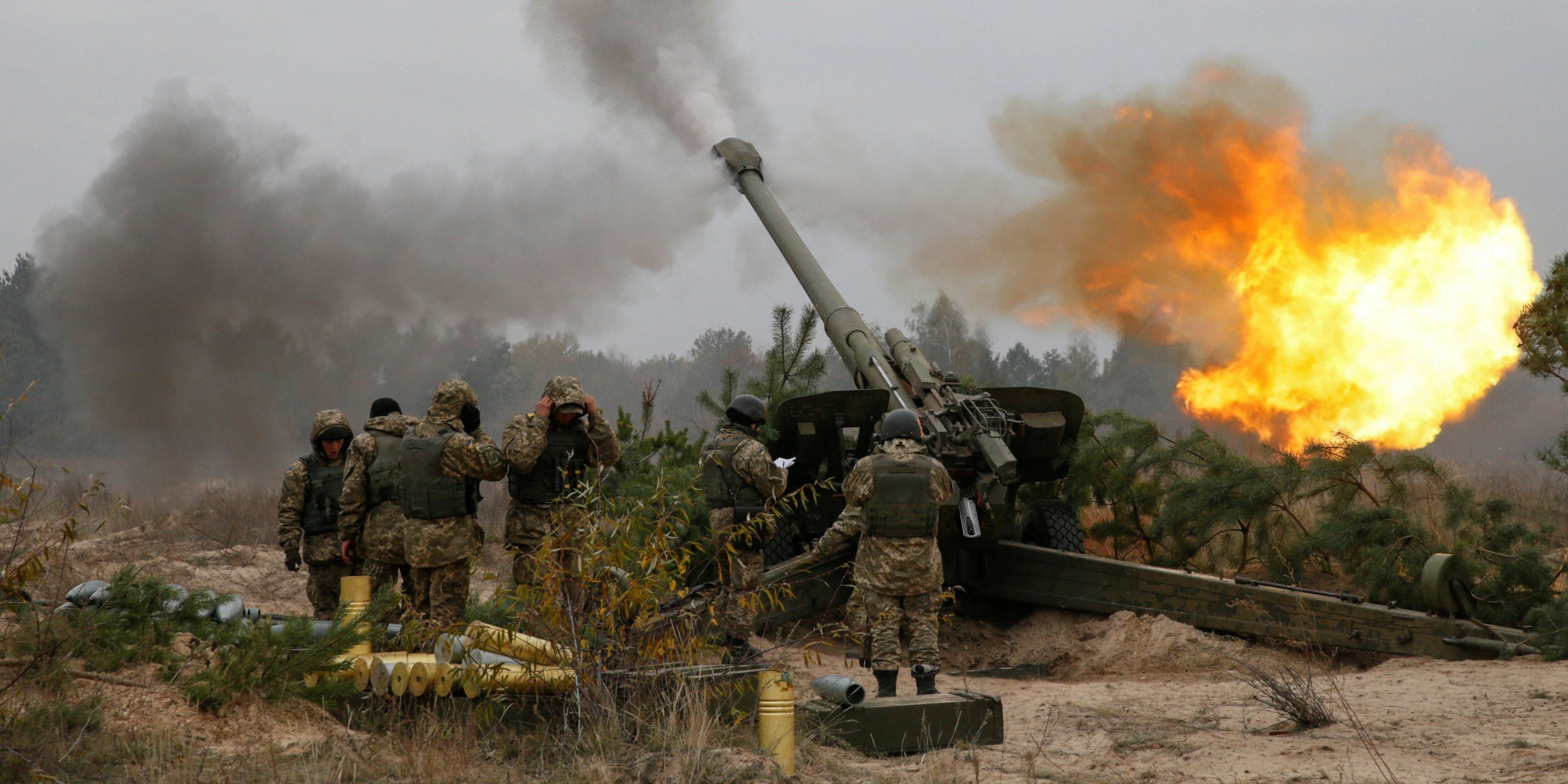 На Донбасі українські військові знищили кілька одиниць ворожого транспорту