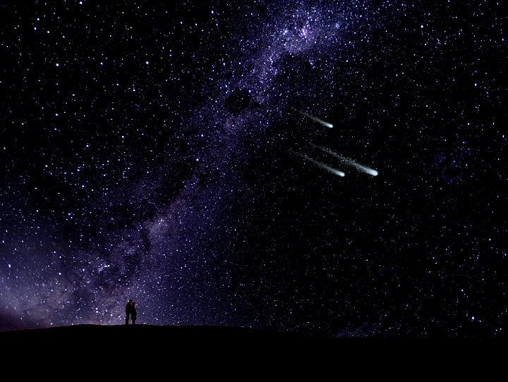 В Китае зафиксировали падение метеорита: невероятное видео