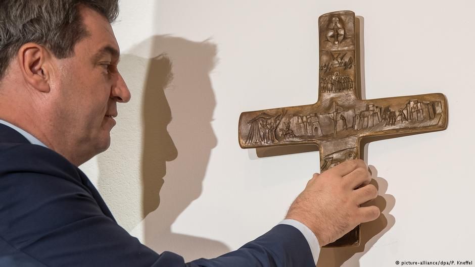 Мусульмани Німеччини звинувачують уряд Баварії у подвійних стандартах через розп'яття Мусульмани Німеччини звинувачують уряд Баварії у подвійних стандартах через розп'яття