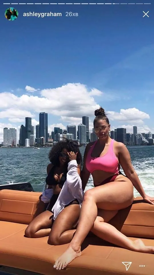 Ешлі Грем у купальнику Ешлі Грем у купальнику