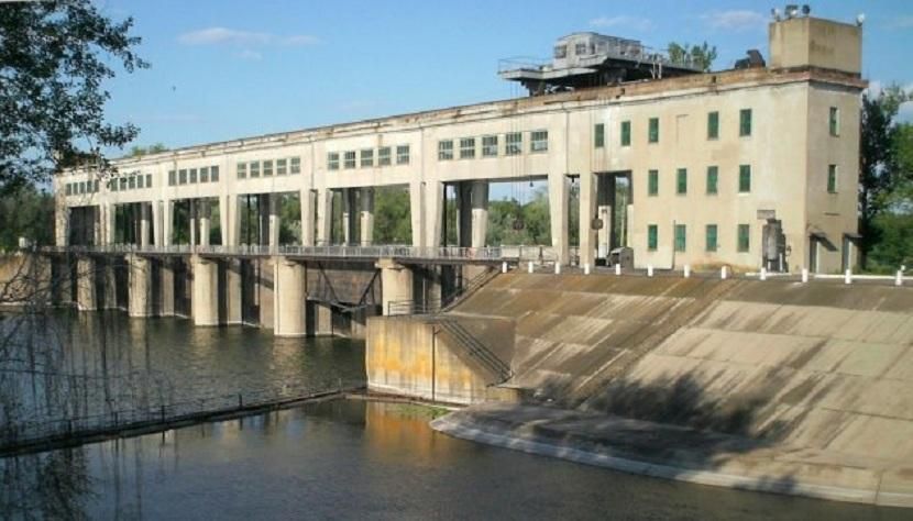 Окупанти цинічно обстріляли ремонтників на Донбасі Окупанти цинічно обстріляли ремонтників на Донбасі