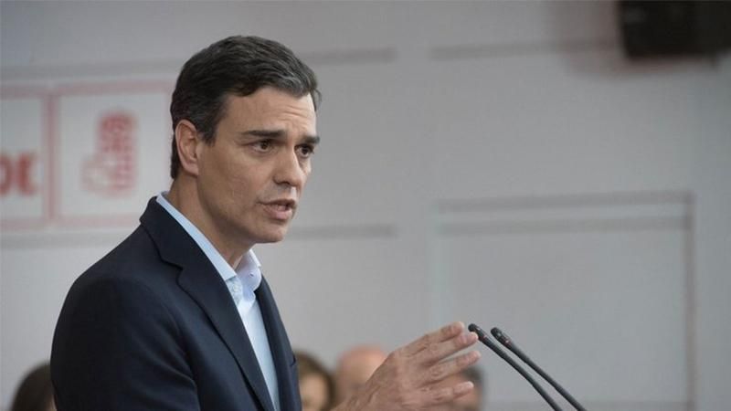 Испания сформирует правительство меньшинства без левых и националистов Испания сформирует правительство меньшинства без левых и националистов