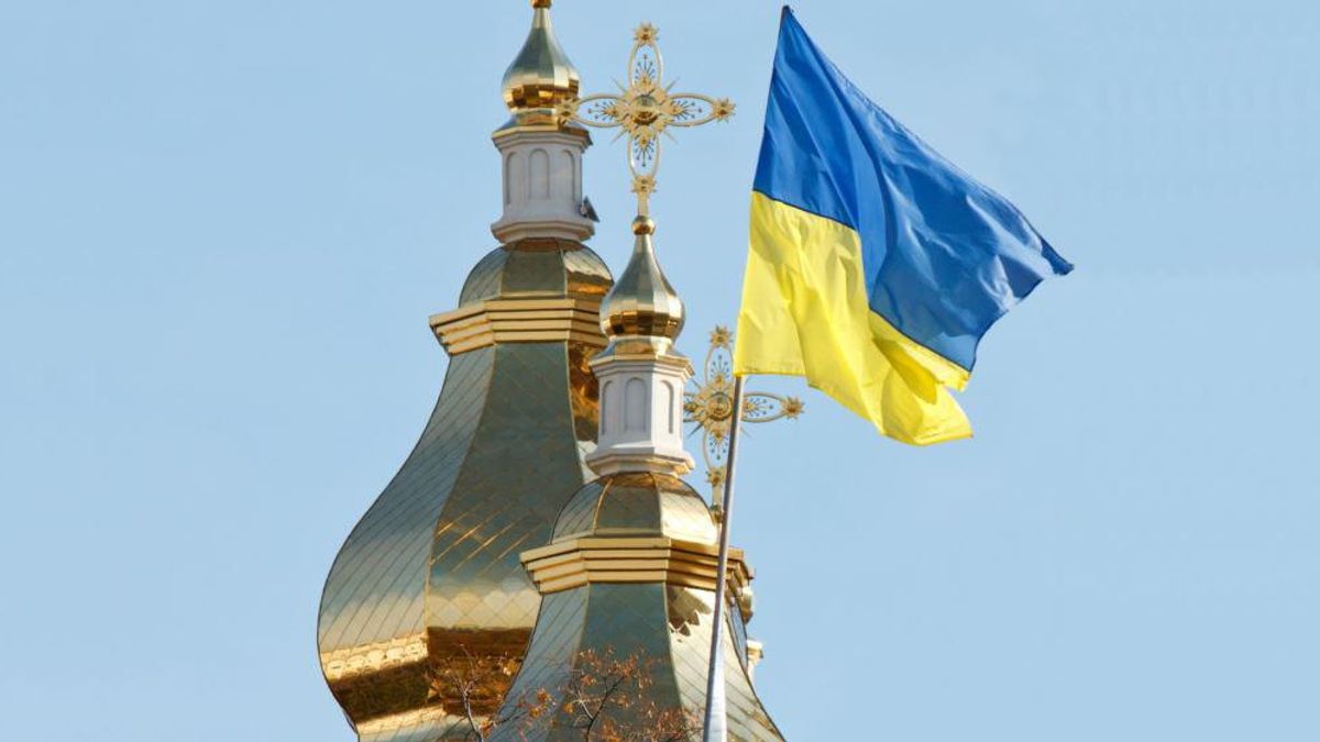 Порошенко озвучив можливу дату проголошення автокефалії православної церкви в Україні