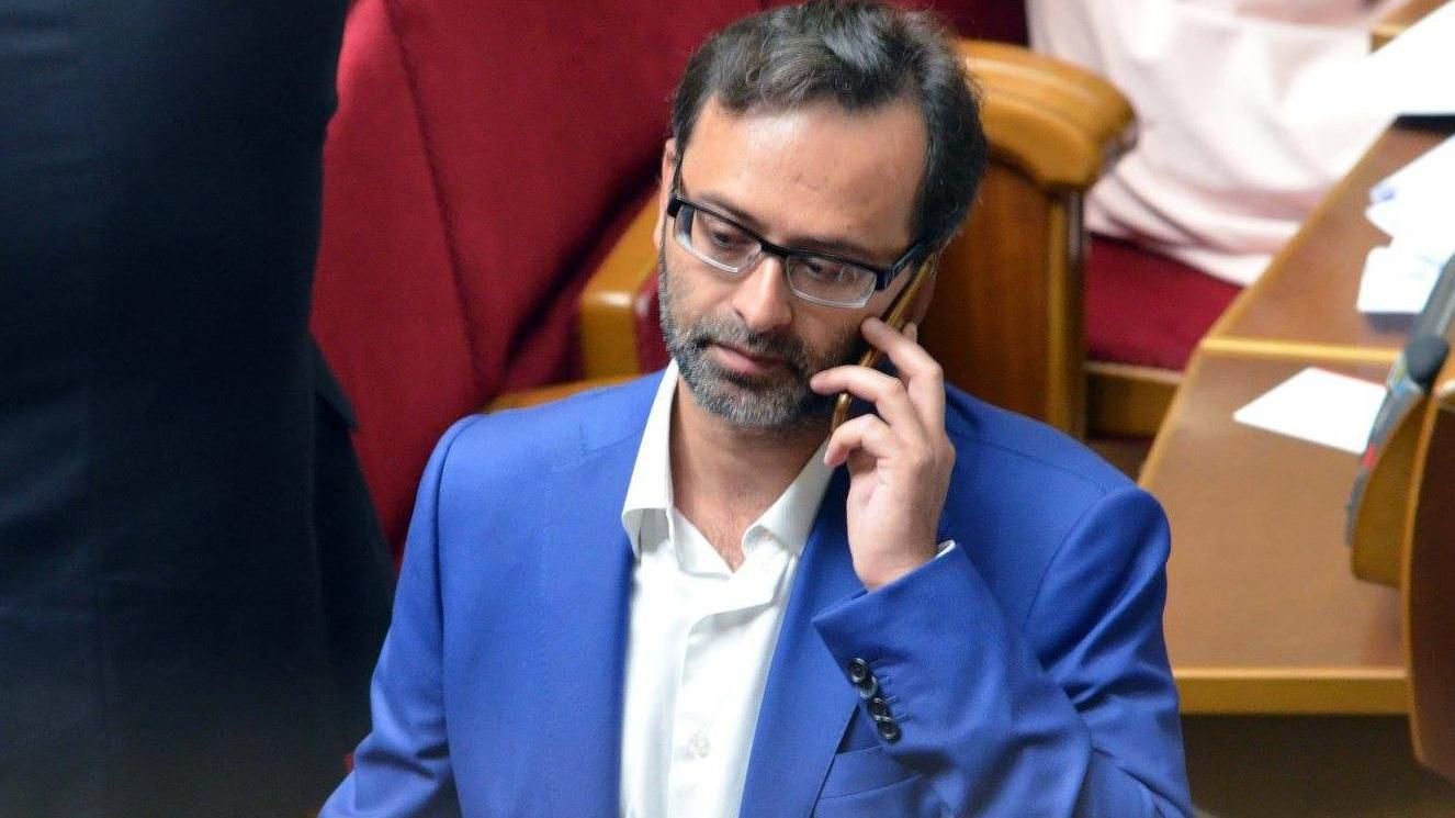 Бюджетні мандарини: чому депутат "кіпішував" у кабінеті Холодницього Бюджетні мандарини: чому депутат "кіпішував" у кабінеті Холодницього