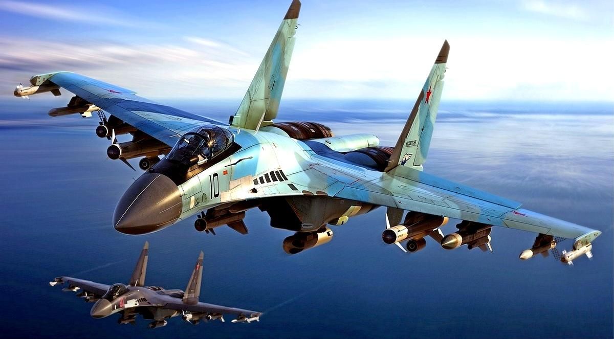 Росія проводить в анексованому Криму масштабні навчання військової авіації