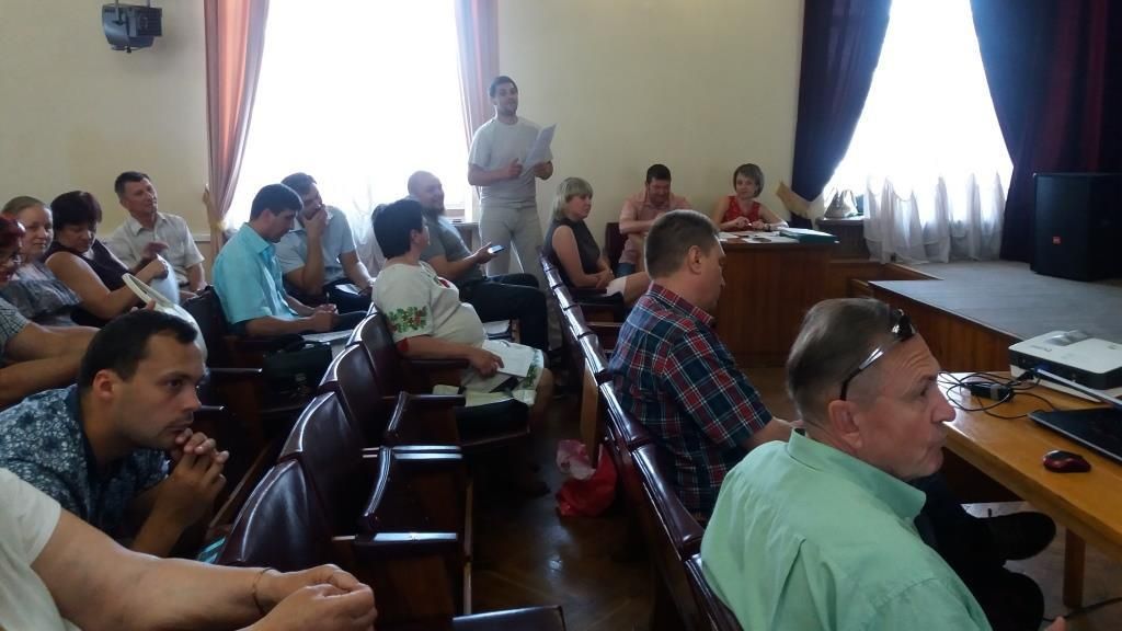 "Жлобська мова": скандал щодо російської та української вибухнув на сесії у Кропивницькому "Жлобська мова": скандал щодо російської та української вибухнув на сесії у Кропивницькому