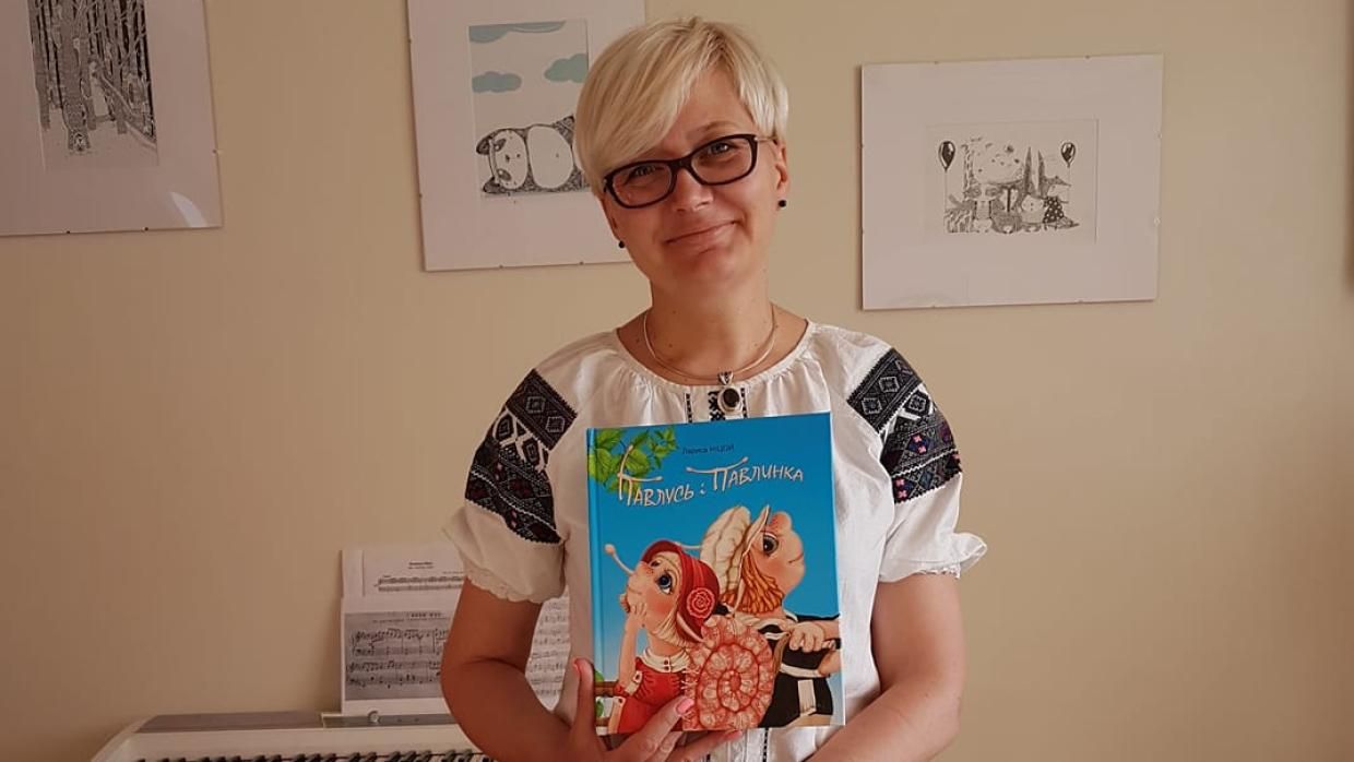 "Ватаны" и "агенты Кремля": известная писательница набросилась на СБУ за русский язык "Ватаны" и "агенты Кремля": известная писательница набросилась на СБУ за русский язык