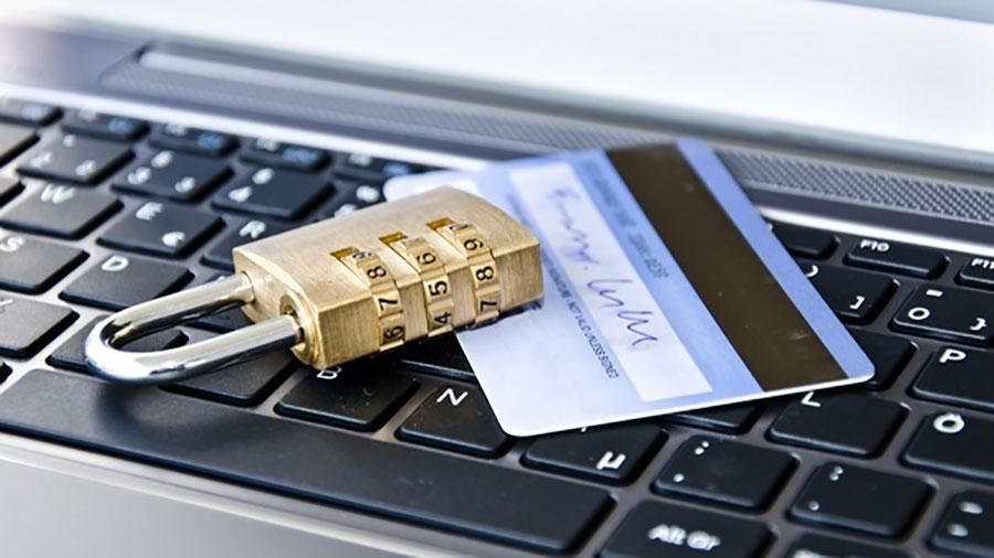 Юристы разводят руками, сколько не ищи, а бизнес таки законный Юристы разводят руками, сколько не ищи, а бизнес таки законный