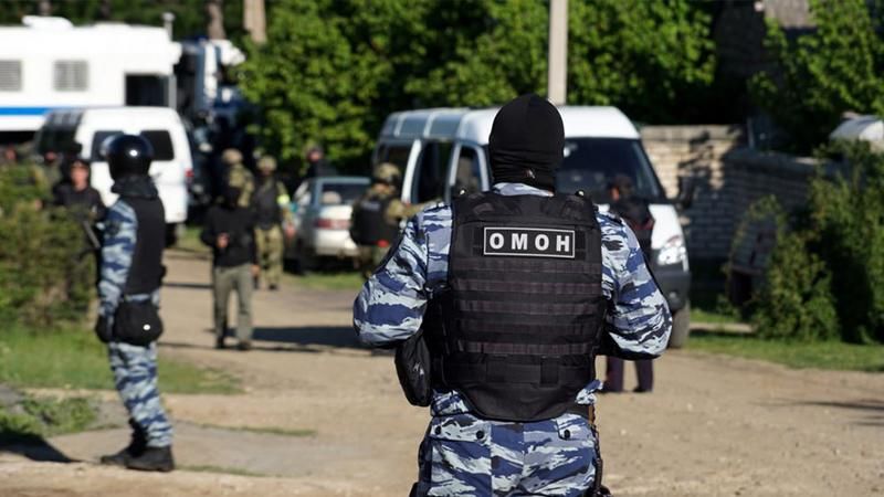 У Криму відбулися нові обшуки, одну людину затримали