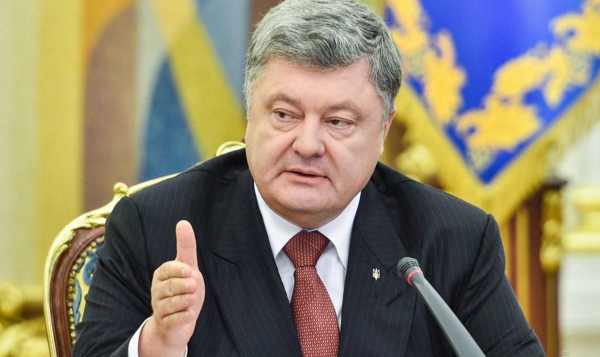 "У нас горячая фаза войны": Порошенко остро высказался об агрессии России на Донбассе