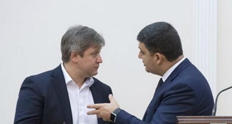 Чи постраждають українці від конфлікту між Гройсманом і Данилюком Чи постраждають українці від конфлікту між Гройсманом і Данилюком