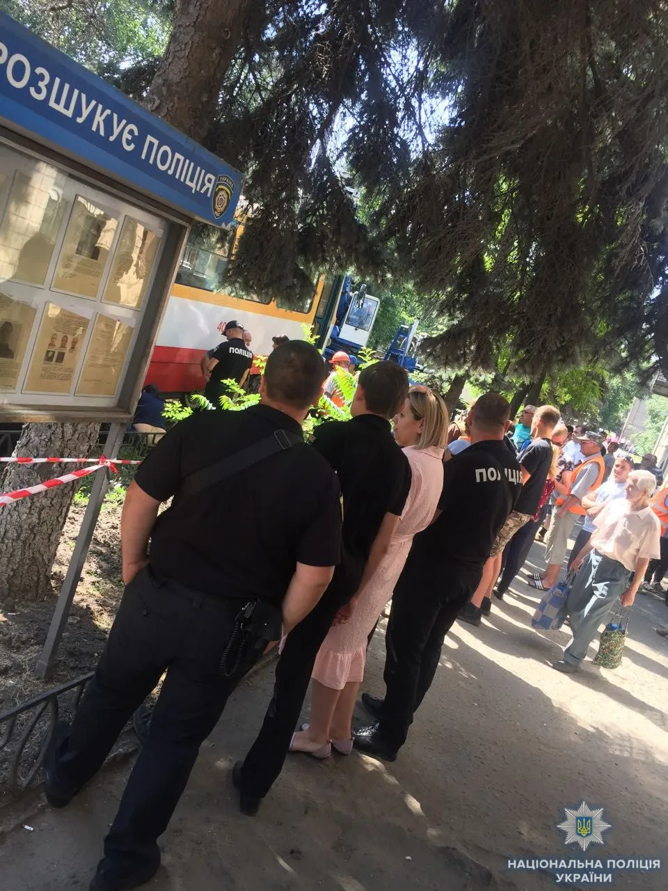 Під колесами трамваю загинув чоловік Під колесами трамваю загинув чоловік