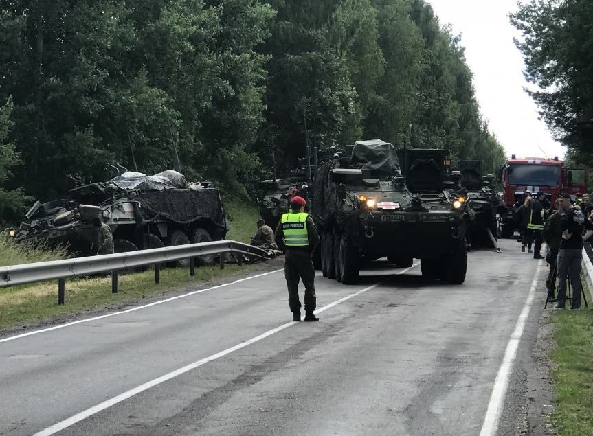 Бронетранспортеры США столкнулись в Литве: пострадали 13 военнослужащих