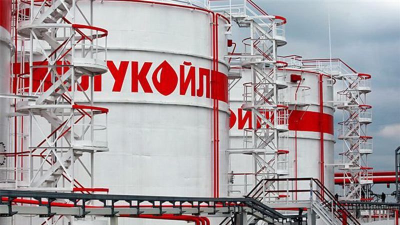 "Лукойл" програв справу про завищення цін на авіаційне паливо в Україні "Лукойл" програв справу про завищення цін на авіаційне паливо в Україні