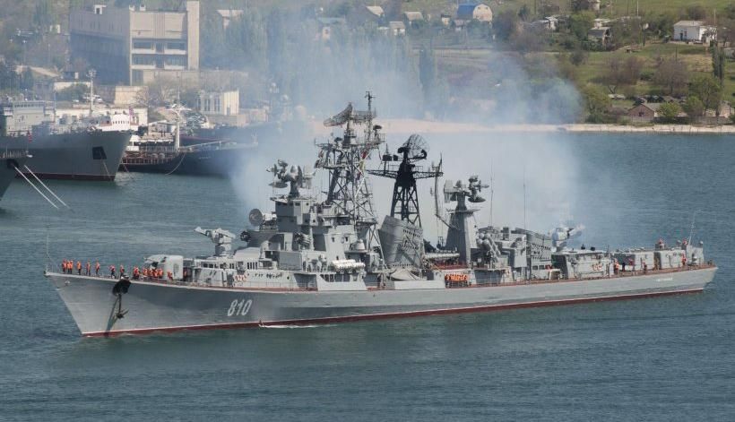 У Порошенка назвали цинічну мету Росії, яка перекинула військові кораблі у Чорне море У Порошенка назвали цинічну мету Росії, яка перекинула військові кораблі у Чорне море