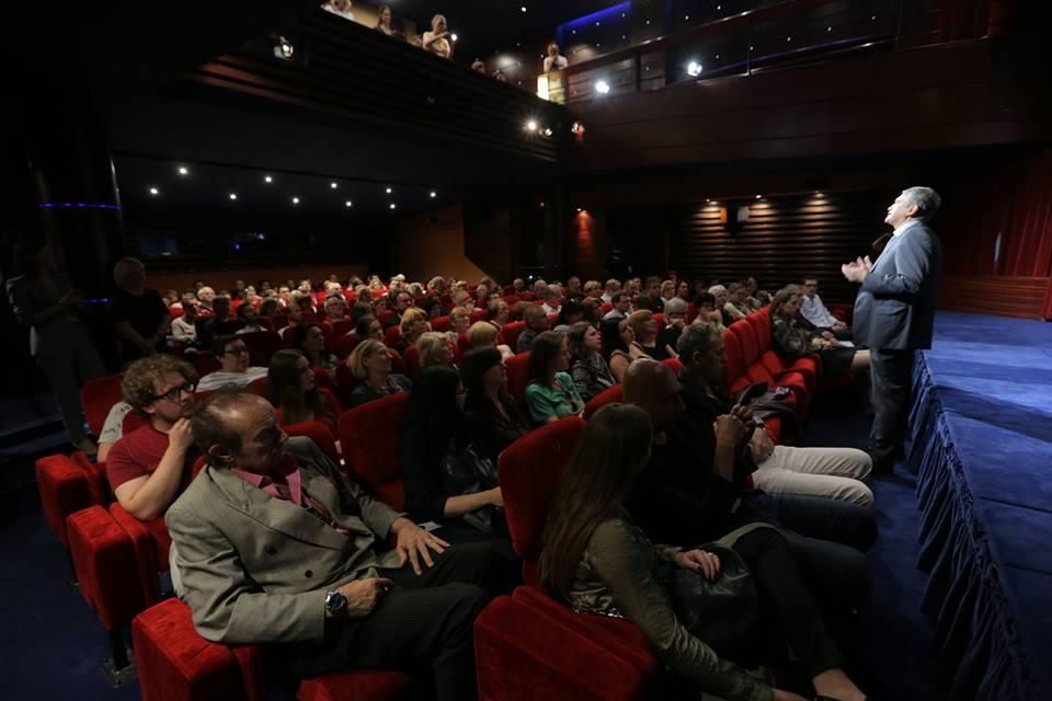 В Париже показали фильм "Миф" В Париже показали фильм "Миф"