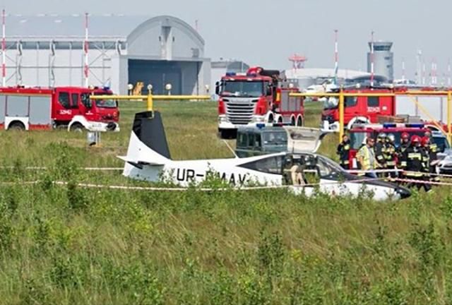 В Польше разбился украинский самолет: фото В Польше разбился украинский самолет: фото