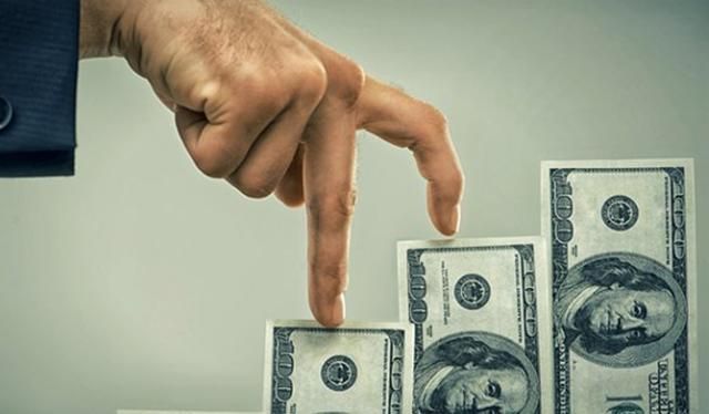 Курс доллара в Украине вырастет: известно когда и на сколько Курс доллара в Украине вырастет: известно когда и на сколько