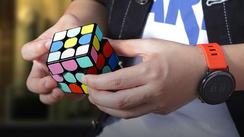 Xiaomi создала "умную" версию легендарного Кубика Рубика