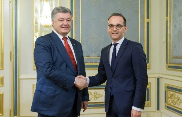 Петро Порошенко і Хайко Маас Петро Порошенко і Хайко Маас