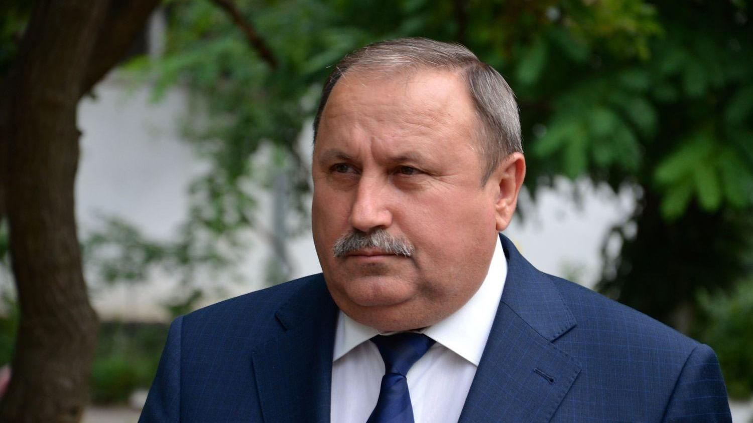 Наш "Аладдин": что стало с чиновником, у которого нашли сокровища в туннелях собственного дома