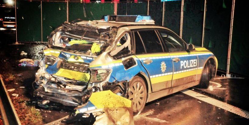 У Німеччині судитимуть українця за смертельну ДТП з поліцейськими У Німеччині судитимуть українця за смертельну ДТП з поліцейськими