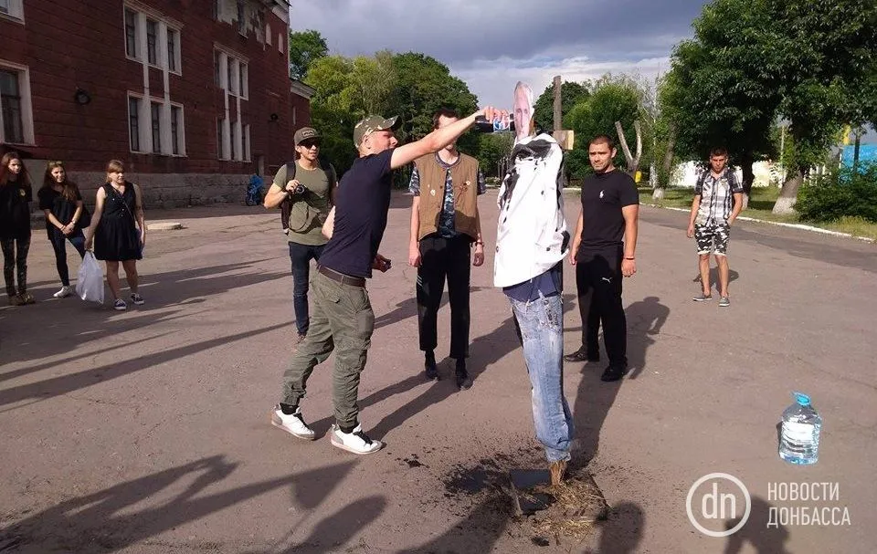 Путін, Донбас, Росія, агресор, Мирноград, націоналісти Путін, Донбас, Росія, агресор, Мирноград, націоналісти