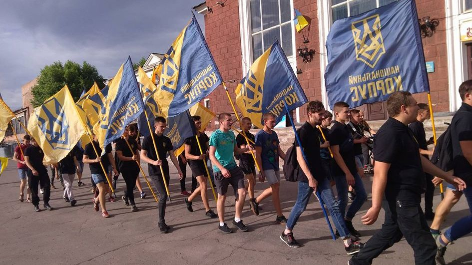 На Донбассе ярко отметили День России: "Путин" вспыхнул пламенем