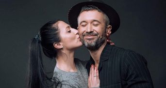 Ніжність у ліжку: у мережі з'явились чарівні фото Сергія Бабкіна з дружиною