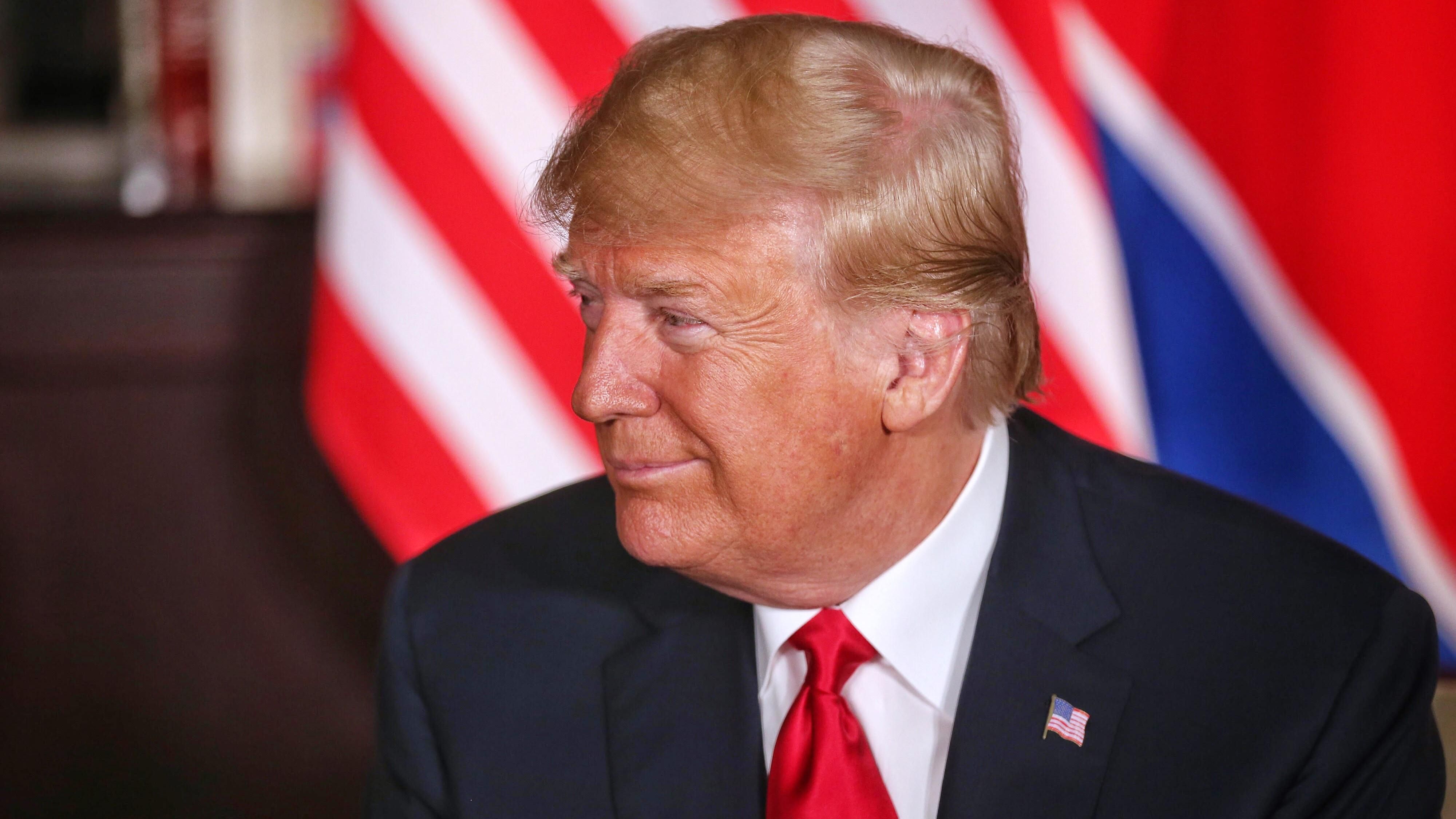 Трамп отметился трогательным сообщением в адрес Ким Чен Ына Трамп отметился трогательным сообщением в адрес Ким Чен Ына