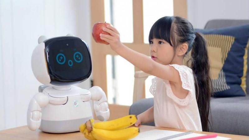 Xiaomi представила недорогого робота, который умеет ухаживать за детьми