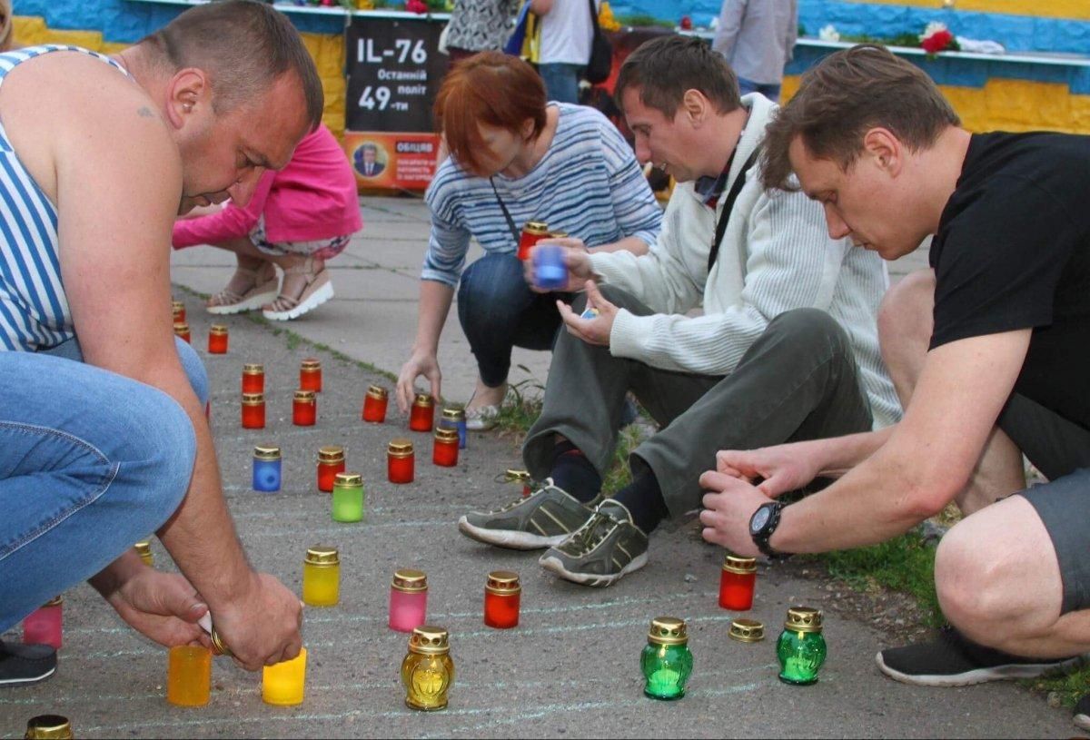 В Україні згадали трагедію ІЛ-76, в якій чотири роки тому загинуло 49  українських десантників