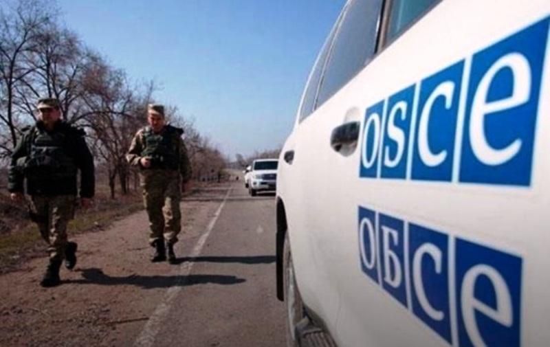 Нетверезий проросійський бойовик запустив у спостерігачів СММ молотком, – ОБСЄ