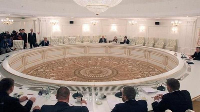 Мінські переговори: Росія знову вимагає "особливий статус Донбасу"