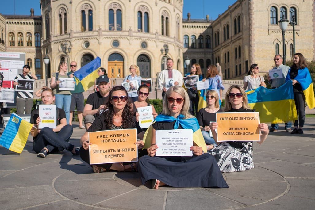 Акцию в поддержку Сенцова устроили в центре Осло: появились фото