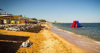 Напівпорожні пляжі і Путін: окупований Крим показали у промовистих фото