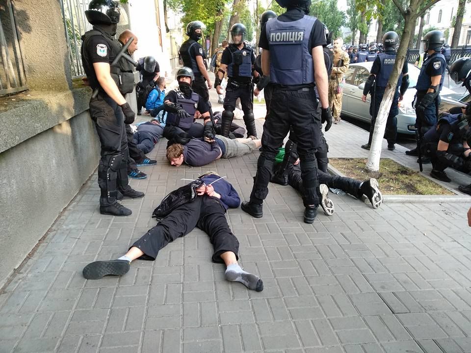 У поліції прокоментували затримання активістів під час Маршу рівності у Києві